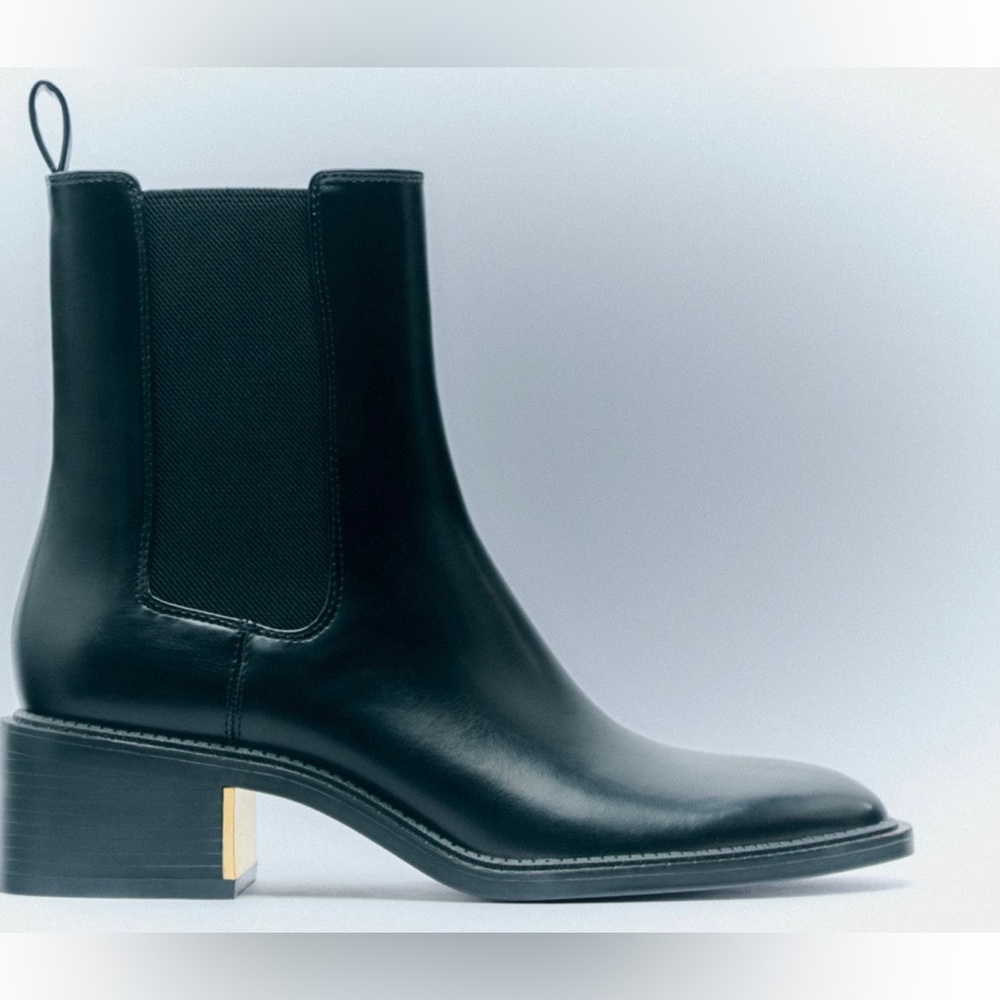 Zara metal gold trim ankle boot size 8.5